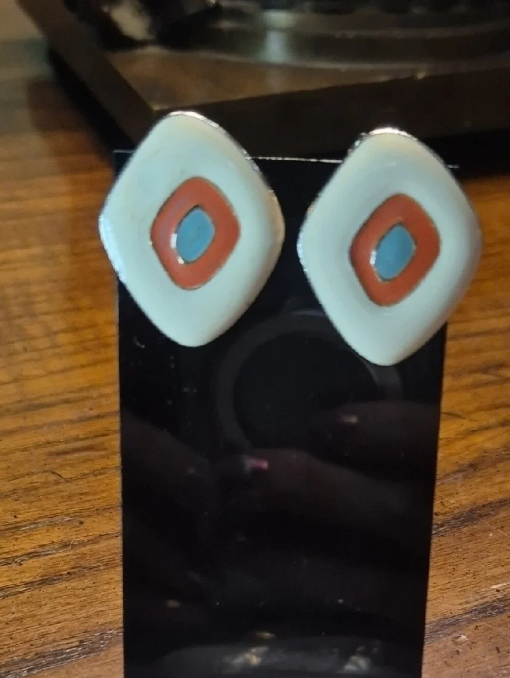 Kenneth Jay Lane KJL Vintage Enamel Clip On Earrings Rare - Picture 3 of 6